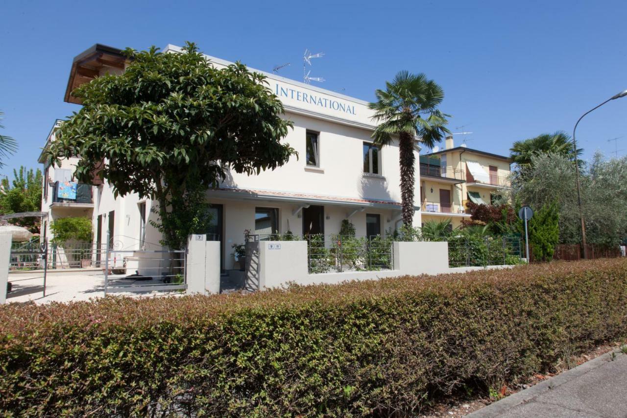 Hotel International Sirmione Exterior photo